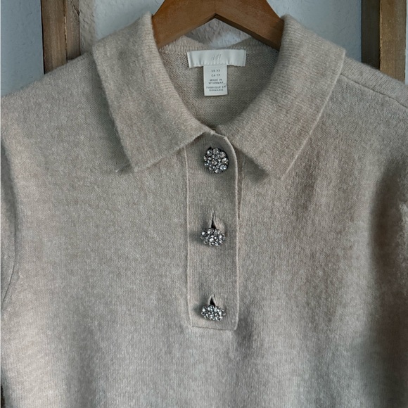 H&M Fine Knit Embellished Button Short Sleeved Sweater Top Sz: XS - Picture 4 of 11